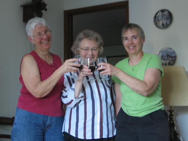 Lynne, Mom, Gayle