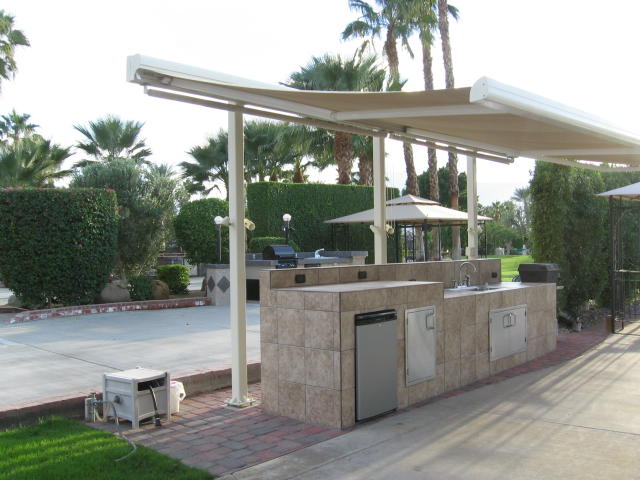 Outdoor Kitchen Finished
